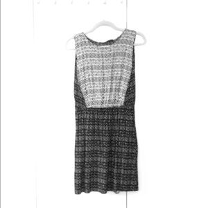 Zara black and white dress with pockets!